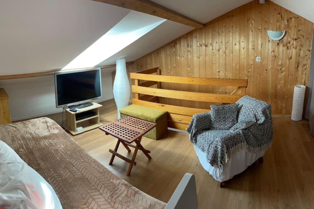 Apartment Beau Duplex, Au Bord Du Saint-point *
